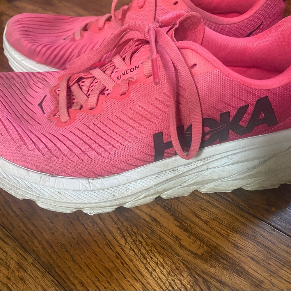 Hoka Rincon size 8, pink. Good used condition.